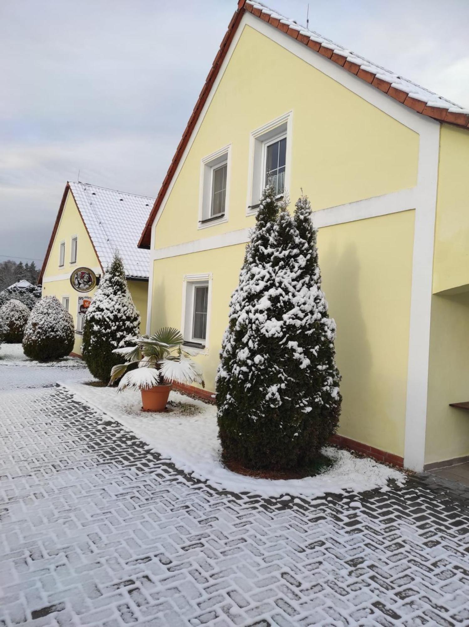 Penzion Kosky Hamr Bagian luar foto