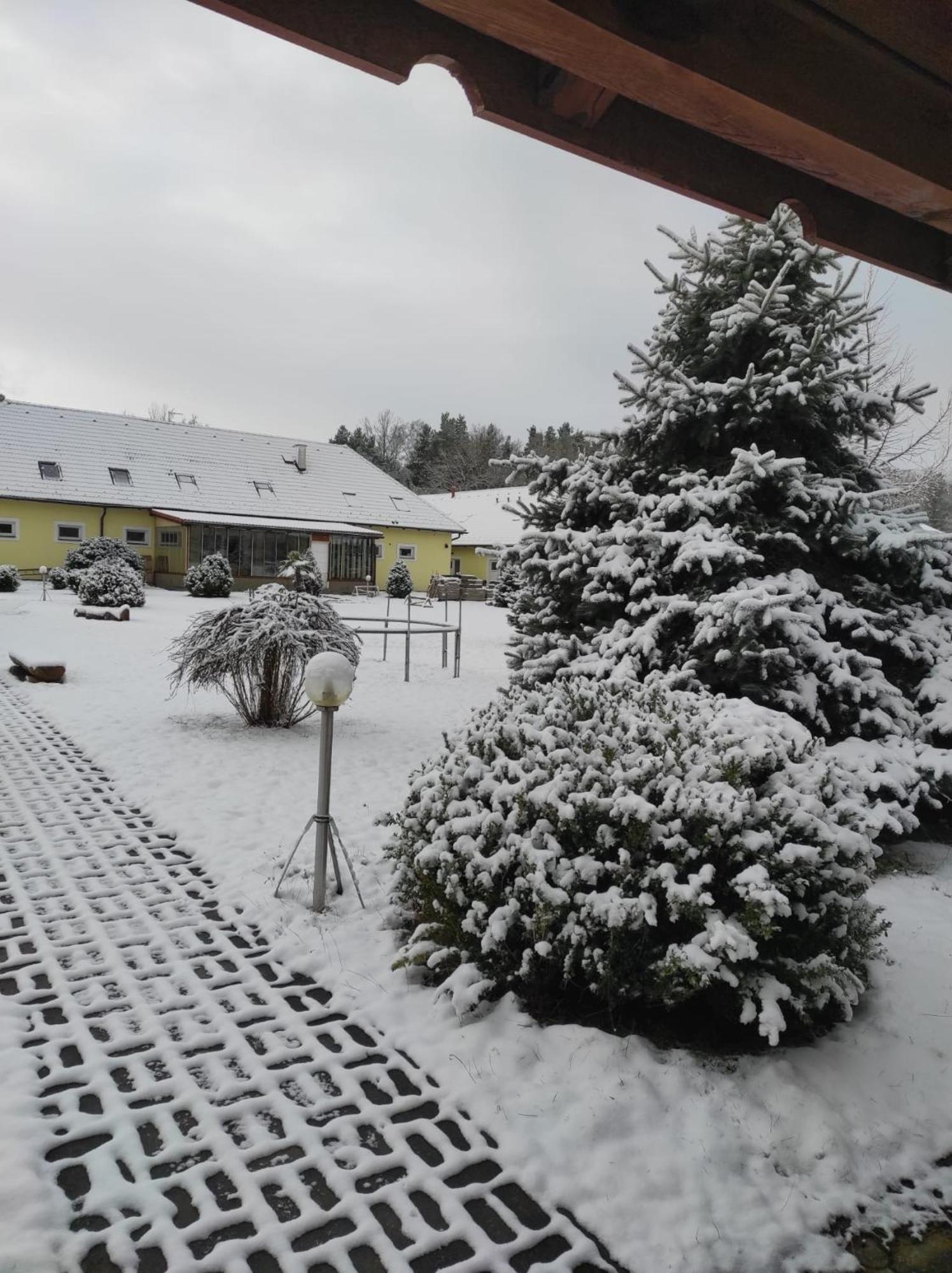 Penzion Kosky Hamr Bagian luar foto