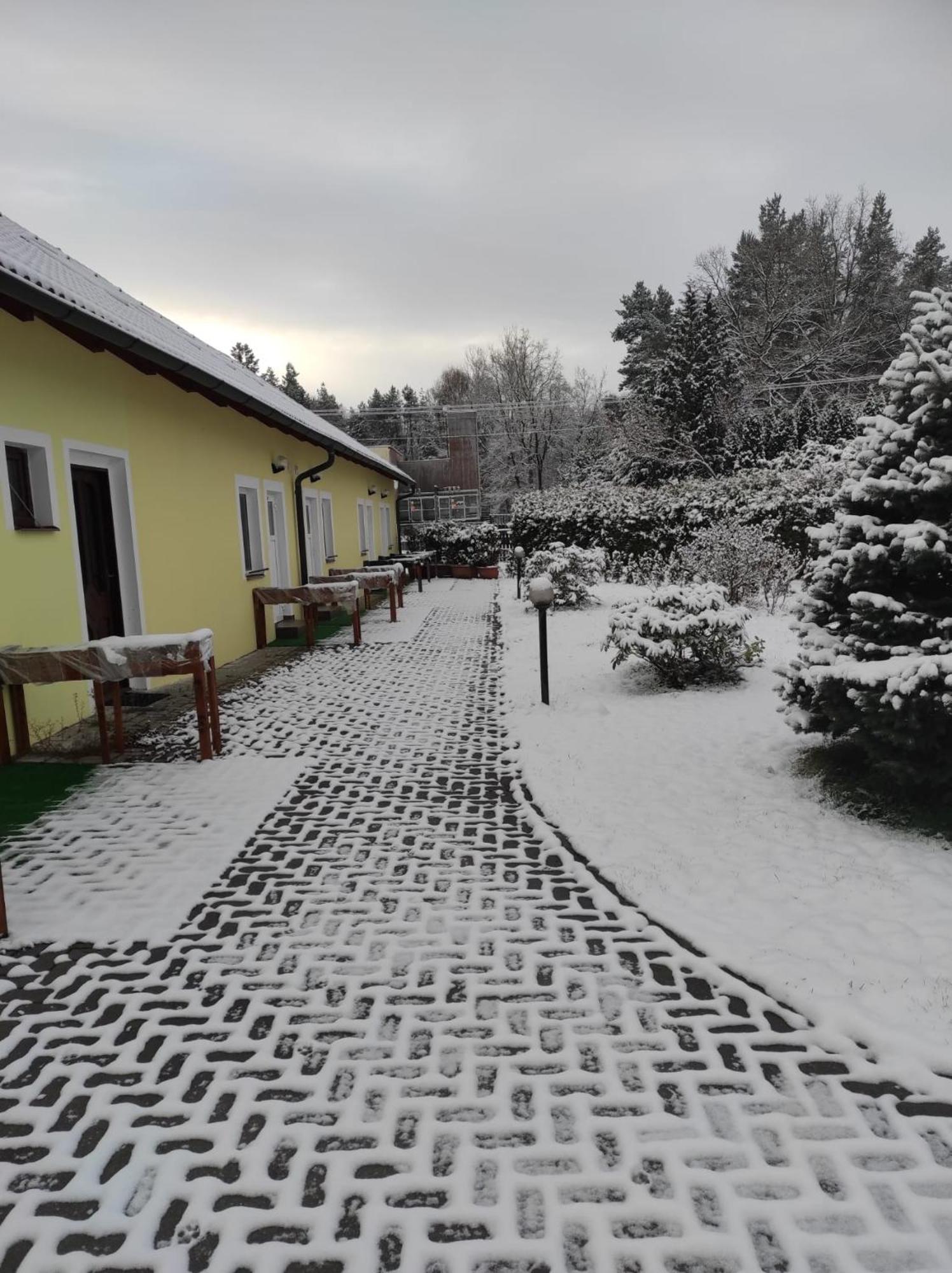 Penzion Kosky Hamr Bagian luar foto